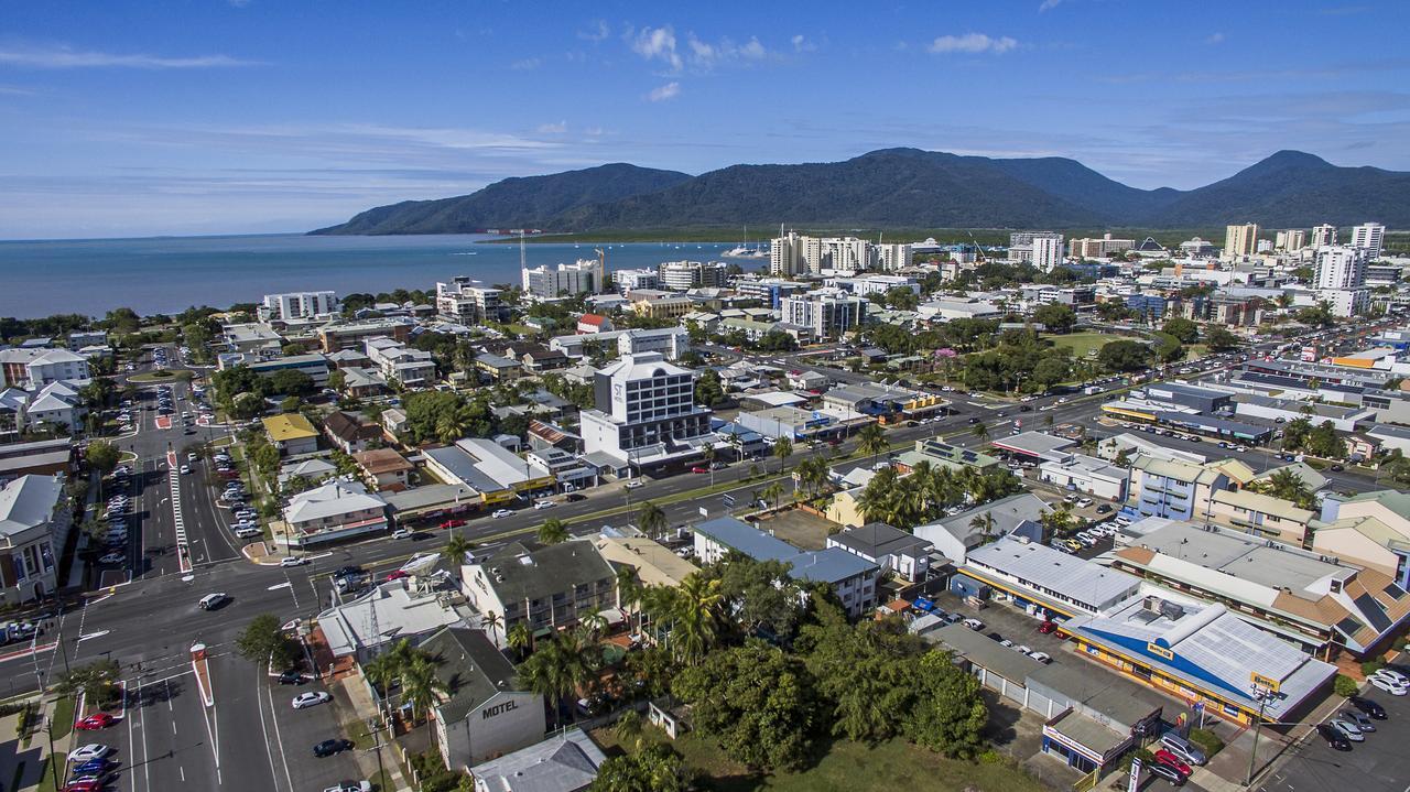 Sunshine Tower Hotel Cairns Dış mekan fotoğraf