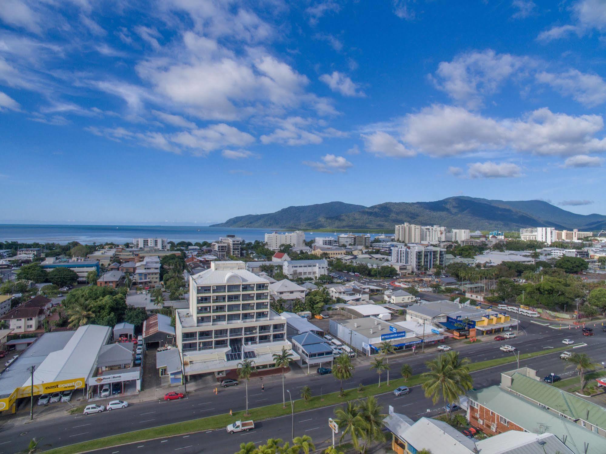 Sunshine Tower Hotel Cairns Dış mekan fotoğraf